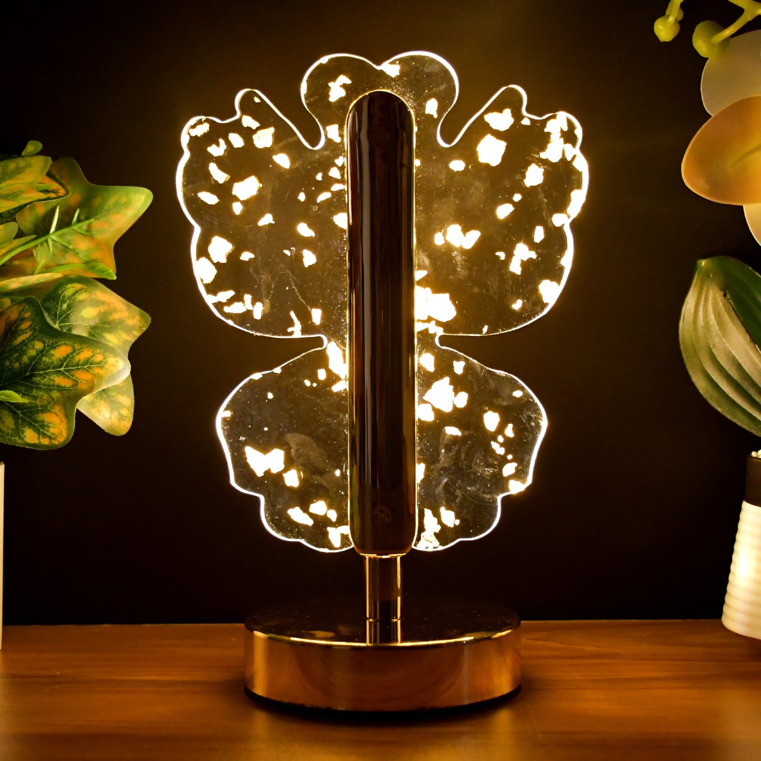 Luxury Golden Crystal LED Table Lamp (1 Pc) Luxury Golden Crystal LED Table Lamp (1 Pc)
